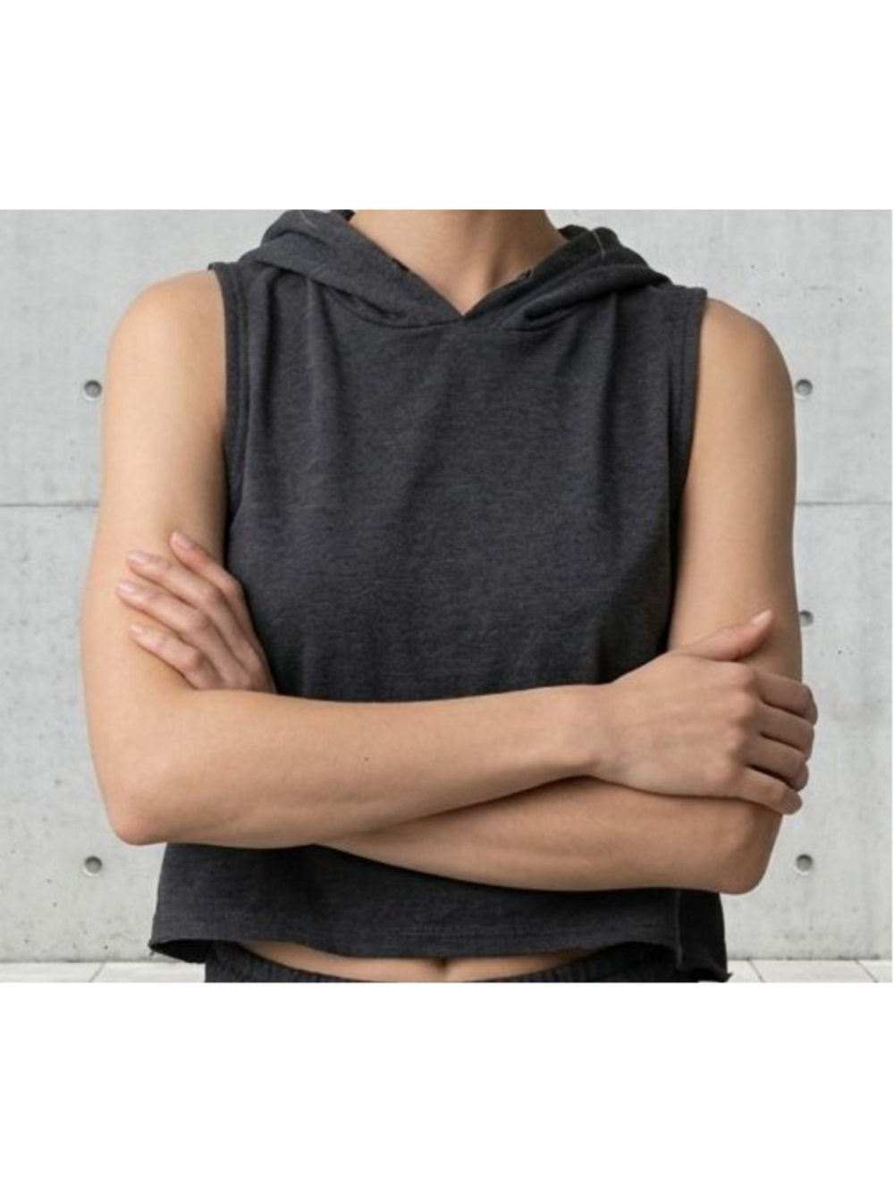 Zyia Active Charcoal Black Sleeveless Crop Tank Hoodie L Workout Yoga Athleisure